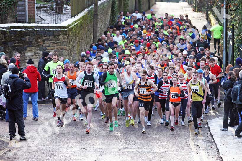Start of the Saltwell 10k Road Race